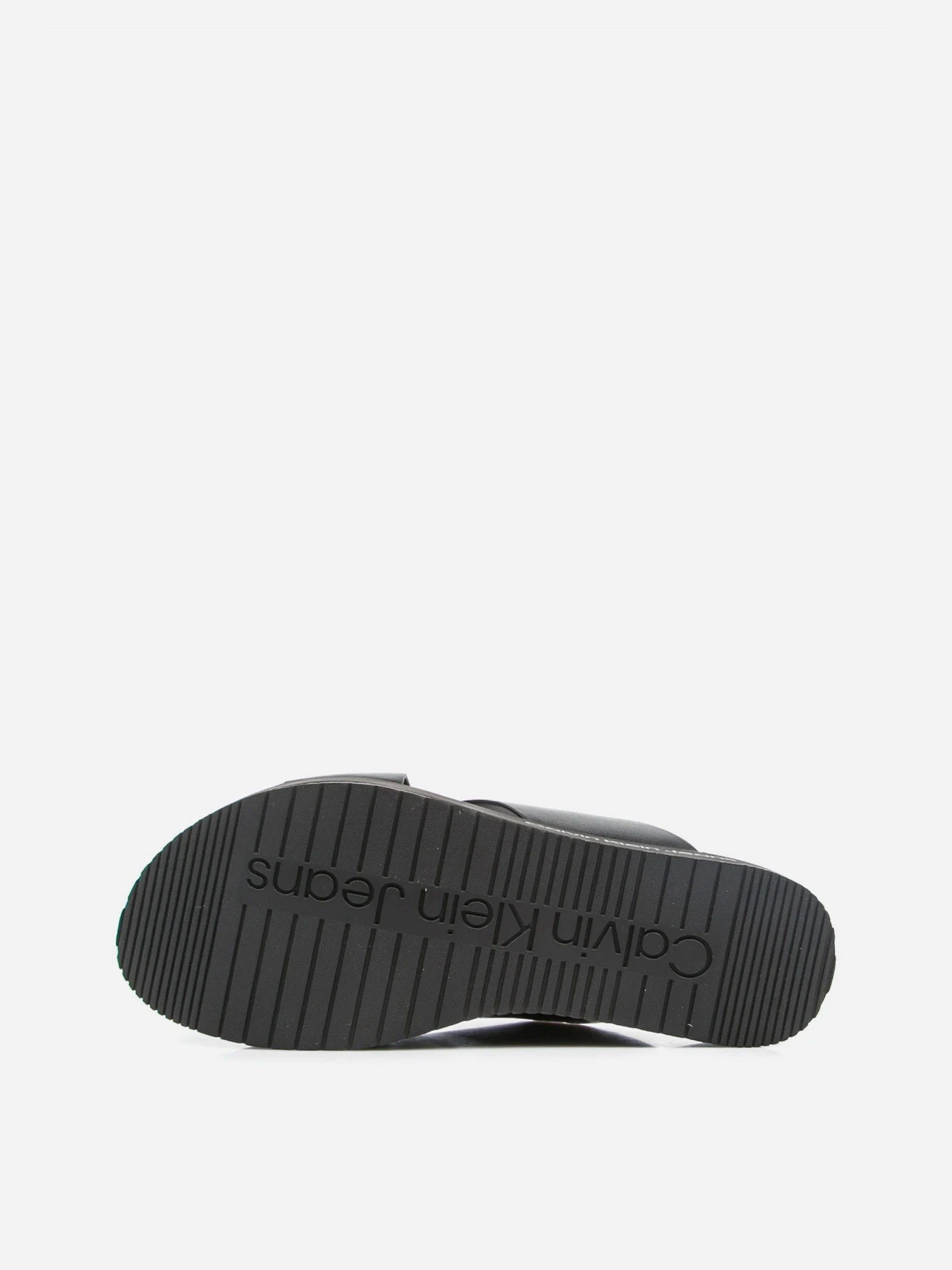 Шльопанці Calvin Klein Flatform Crissx Oversized Brand модель YW0YW00964-BDS Шльопанці Calvin Klein Flatform Crissx Oversized Brand модель YW0YW00964-BDS Фото