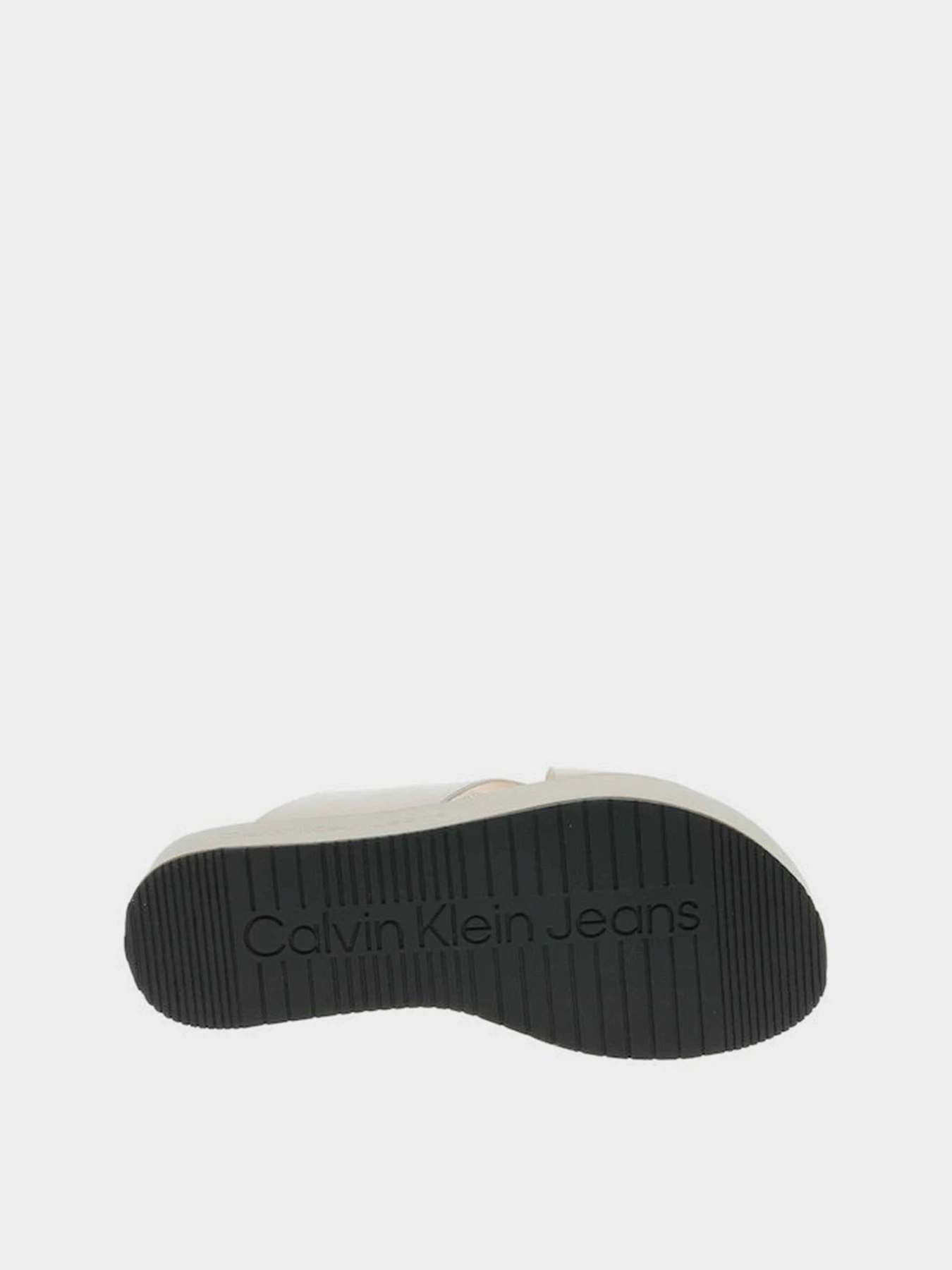 Шльопанці Calvin Klein Flatform Crissx Oversized Brand модель YW0YW00964-YBH Шльопанці Calvin Klein Flatform Crissx Oversized Brand модель YW0YW00964-YBH Фото