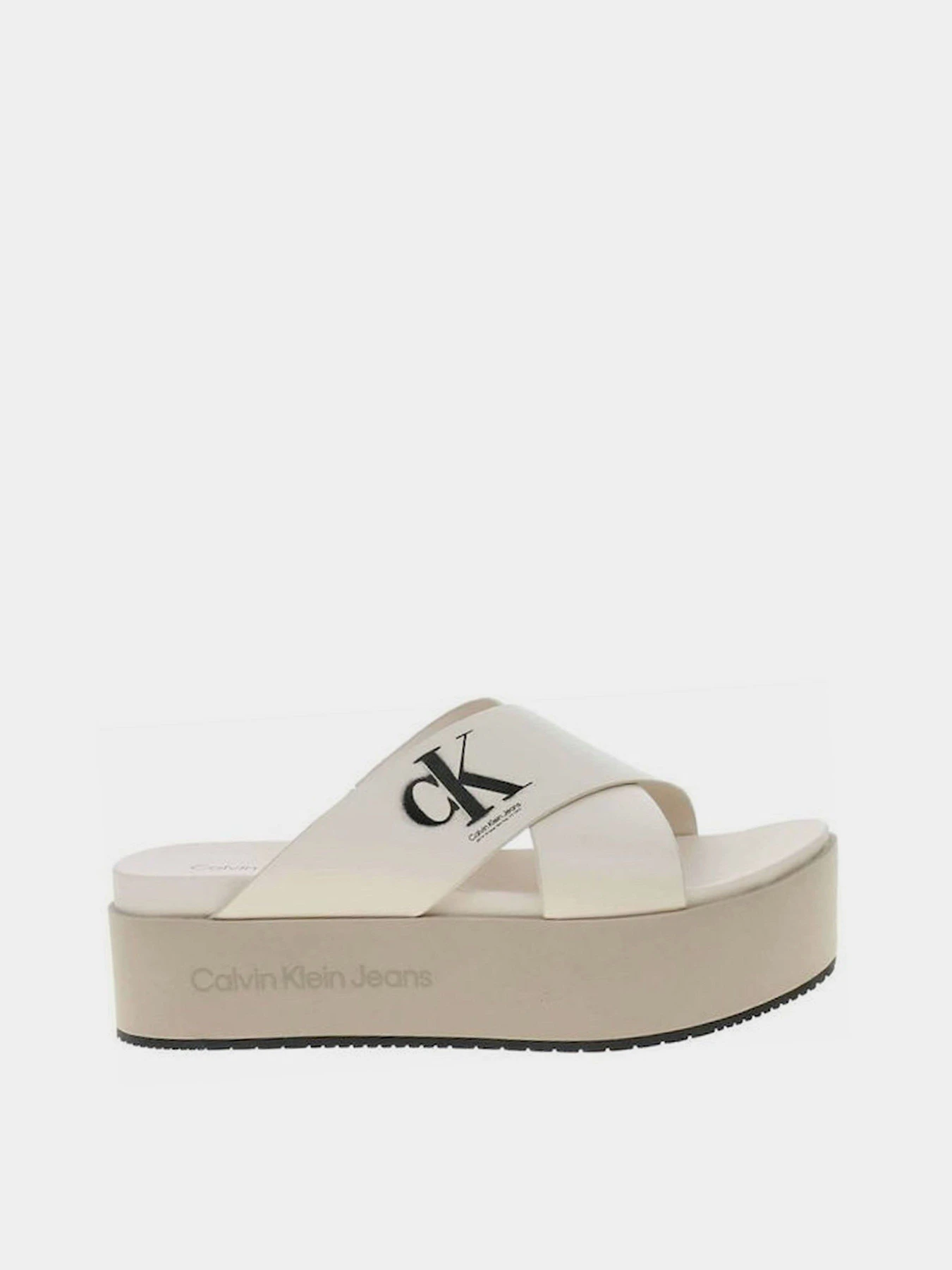 Шльопанці Calvin Klein Flatform Crissx Oversized Brand модель YW0YW00964-YBH Шльопанці Calvin Klein Flatform Crissx Oversized Brand модель YW0YW00964-YBH Фото