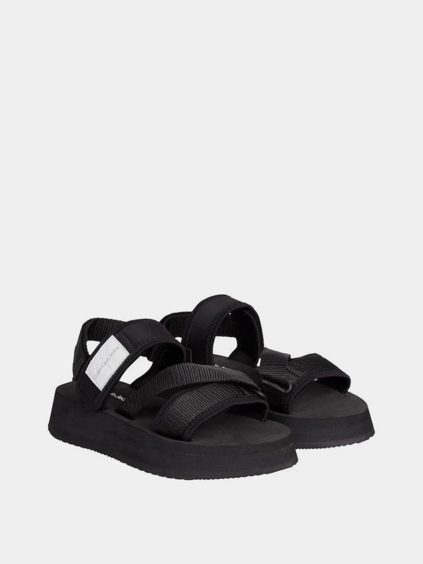 Сандалии Calvin Klein Prefresato Sandal Bagde модель YW0YW00967-BDS Сандалии Calvin Klein Prefresato Sandal Bagde модель YW0YW00967-BDS Фото