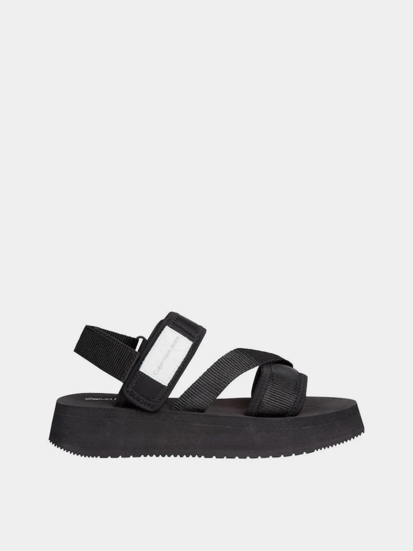 Сандалии Calvin Klein Prefresato Sandal Bagde модель YW0YW00967-BDS Сандалии Calvin Klein Prefresato Sandal Bagde модель YW0YW00967-BDS Фото