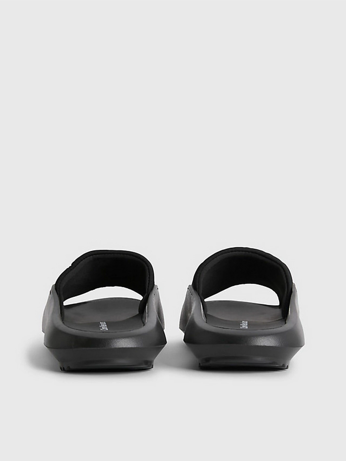 Шльопанці Calvin Klein модель YW0YW00978-BDS Шльопанці Calvin Klein модель YW0YW00978-BDS Фото