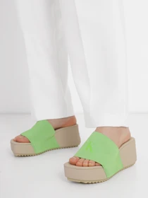 Шльопанці Calvin Klein Wedge Block Sandal Su Con модель YW0YW01015-ZAA Фото