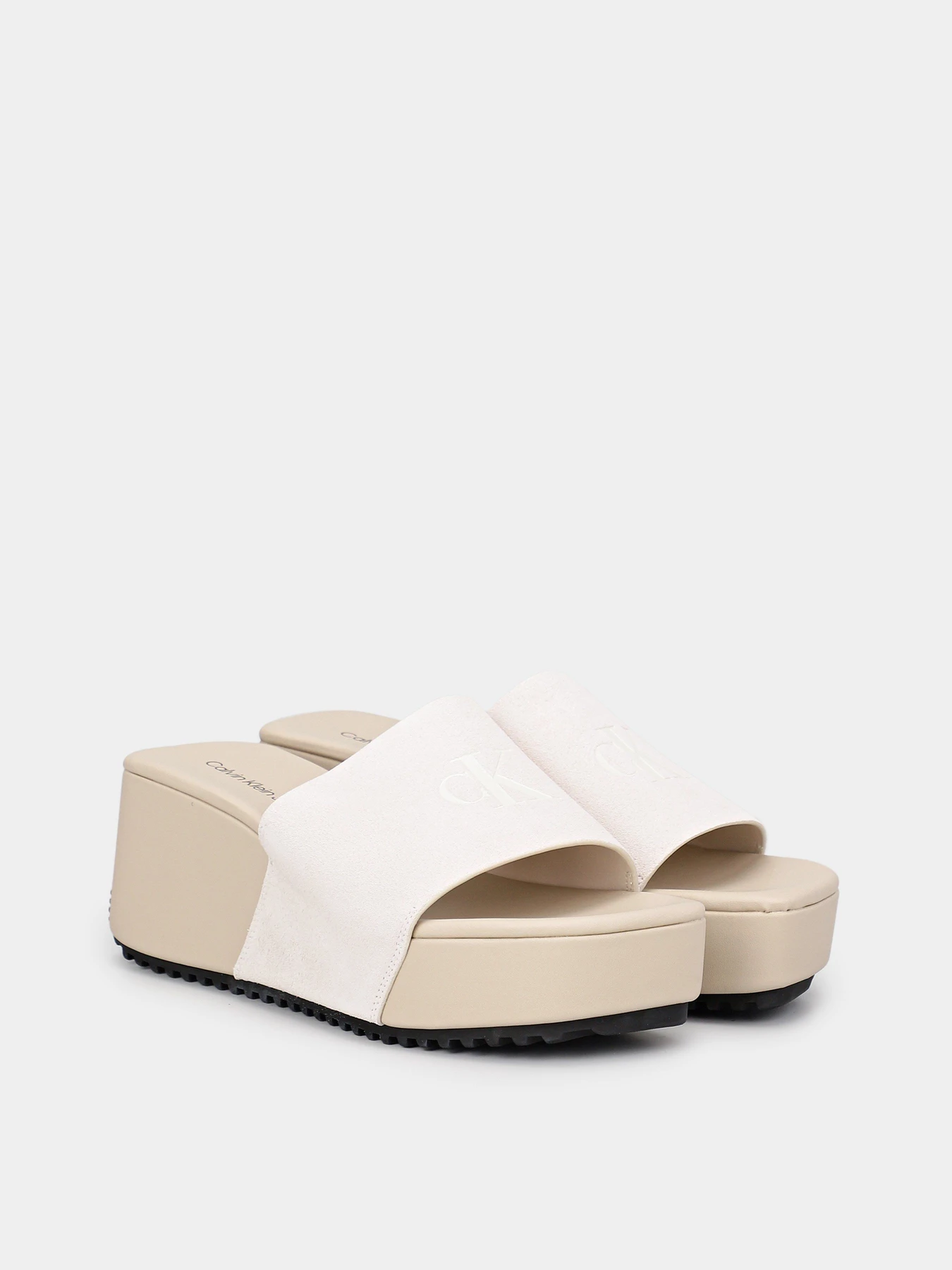 Шльопанці Calvin Klein Wedge Block Sandal Su Con модель YW0YW01015-YBH Шльопанці Calvin Klein Wedge Block Sandal Su Con модель YW0YW01015-YBH Фото