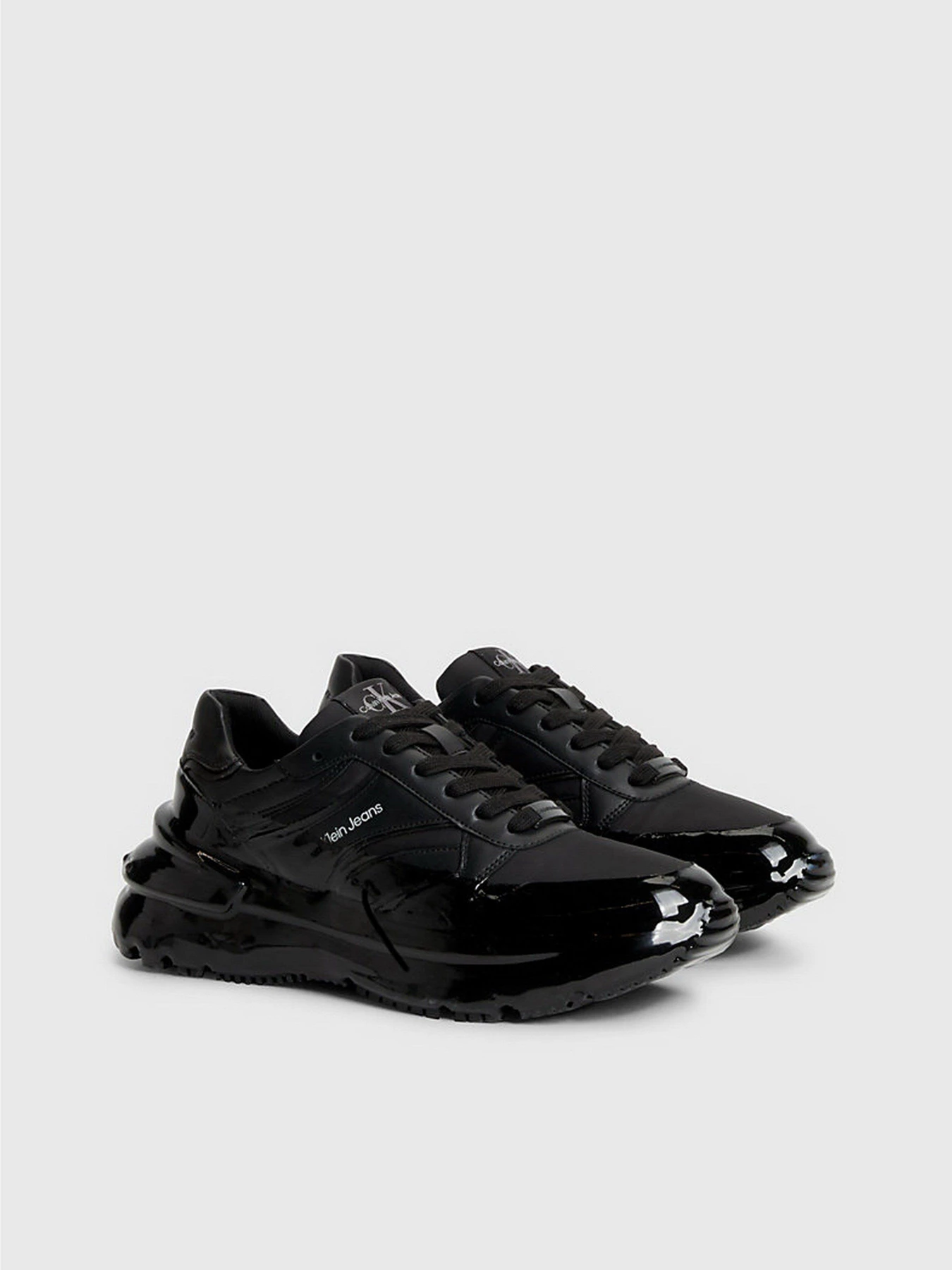 Кроссовки Calvin Klein Chunky Run Low Laceup Dip Wn модель YW0YW01049-BEH Фото