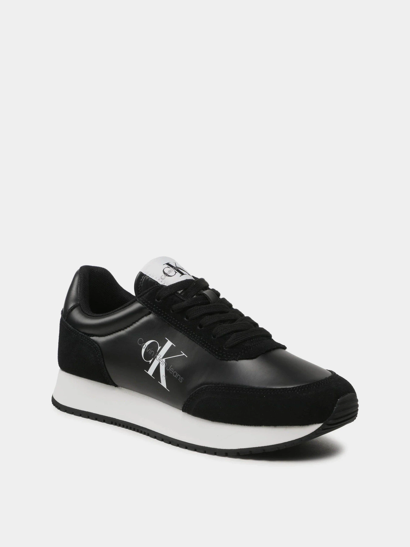 Кроссовки Calvin Klein Retro Runner Low Lac модель YW0YW01056-BEH Фото