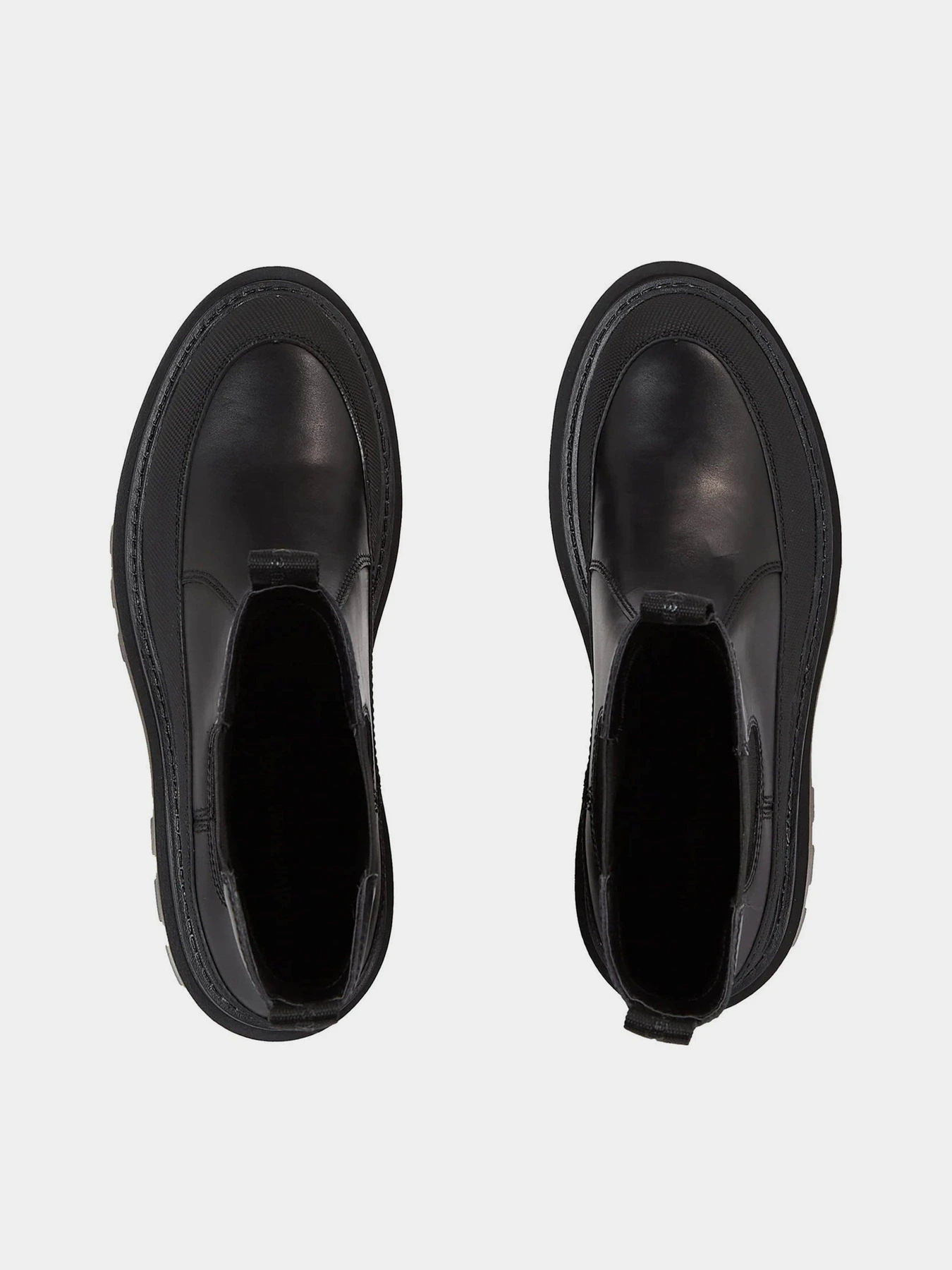 Черевики та чоботи Calvin Klein Leather Platform Chelsea Boots модель YW0YW01111-0GT Черевики та чоботи Calvin Klein Leather Platform Chelsea Boots модель YW0YW01111-0GT Фото