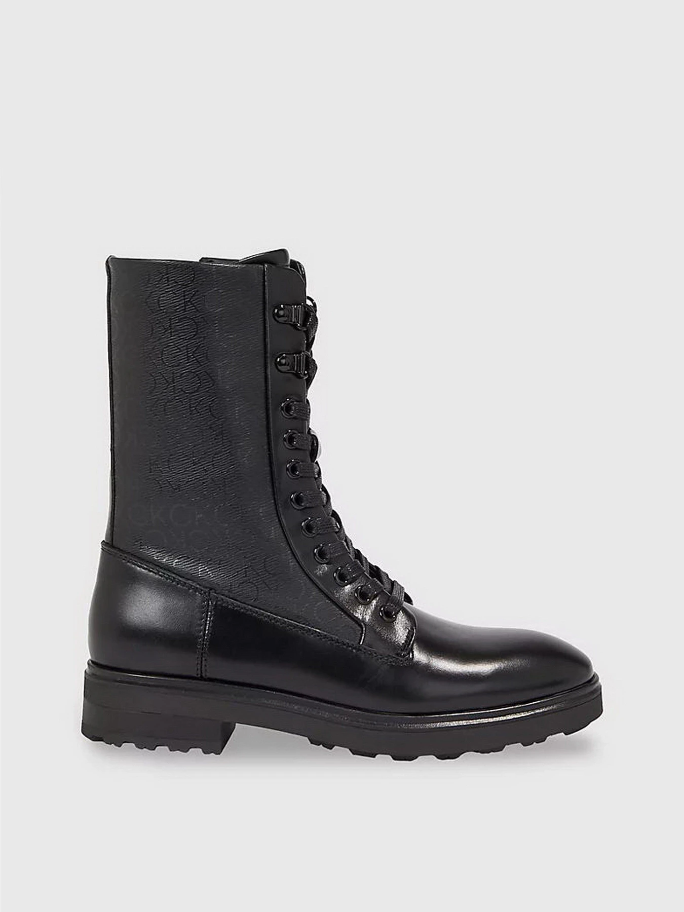 Черевики та чоботи Calvin Klein Cleat Combat Boot - Epi Mono Mix модель HW0HW01713-BEH Черевики та чоботи Calvin Klein Cleat Combat Boot - Epi Mono Mix модель HW0HW01713-BEH Фото