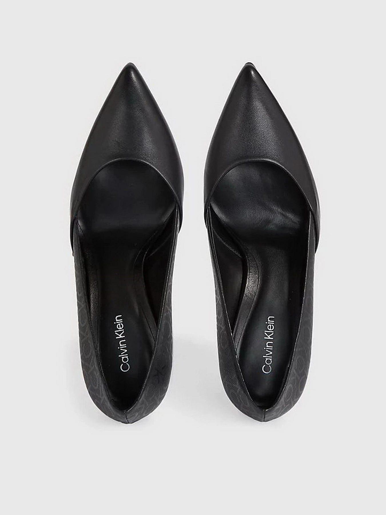 Туфли и лоферы Calvin Klein Ess Stiletto Pump 90 - Epi Mn Mx модель HW0HW01737-BEH Туфли и лоферы Calvin Klein Ess Stiletto Pump 90 - Epi Mn Mx модель HW0HW01737-BEH Фото