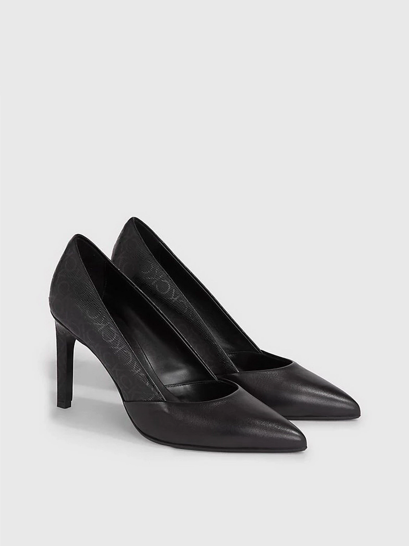 Туфли и лоферы Calvin Klein Ess Stiletto Pump 90 - Epi Mn Mx модель HW0HW01737-BEH Туфли и лоферы Calvin Klein Ess Stiletto Pump 90 - Epi Mn Mx модель HW0HW01737-BEH Фото
