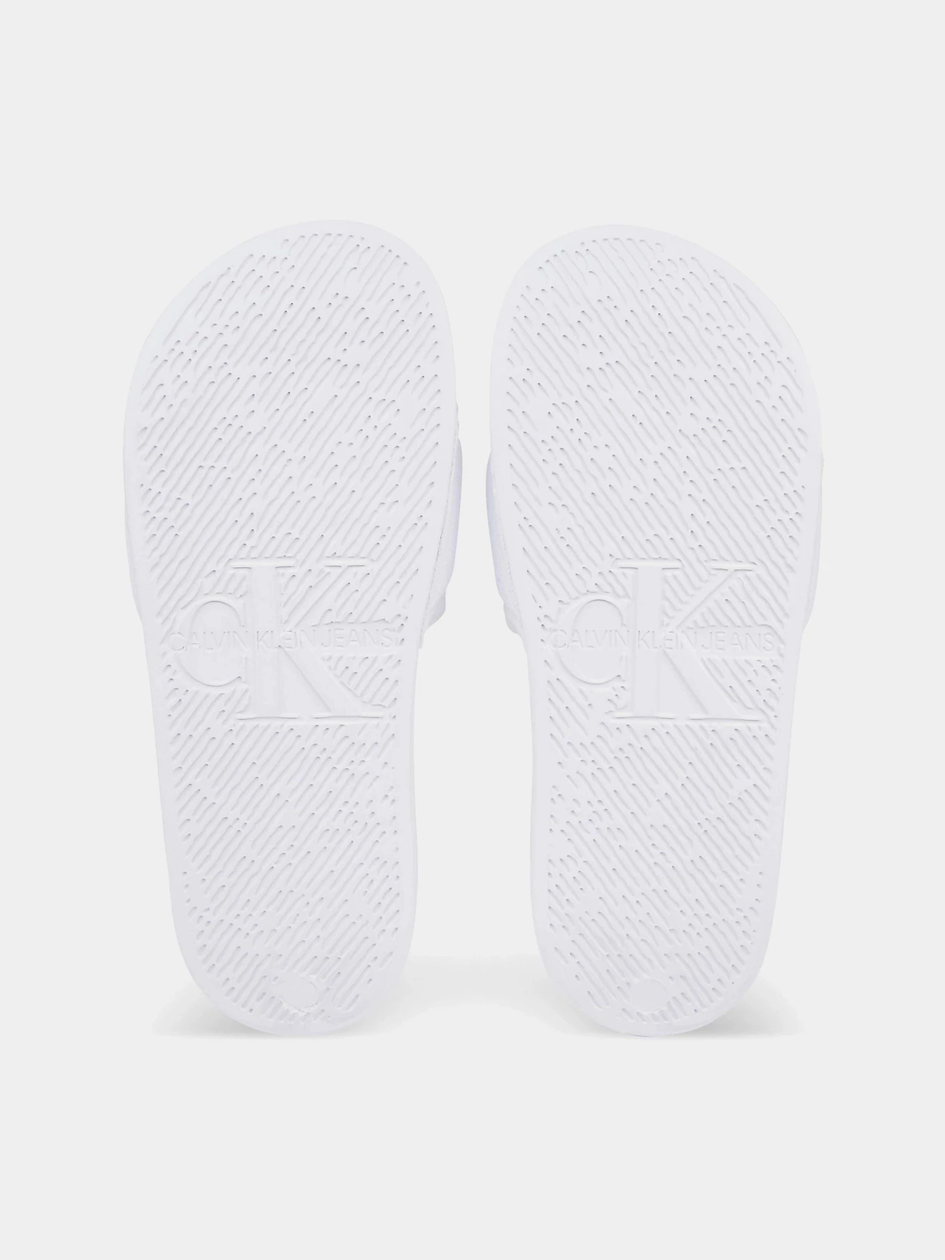 Шлёпанцы Calvin Klein модель YW0YW00103-02S Шлёпанцы Calvin Klein модель YW0YW00103-02S Фото