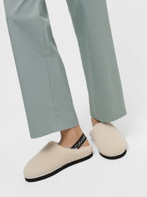 Тапки Calvin Klein Faux Shearling Slippers модель YW0YW01157-0LA Фото