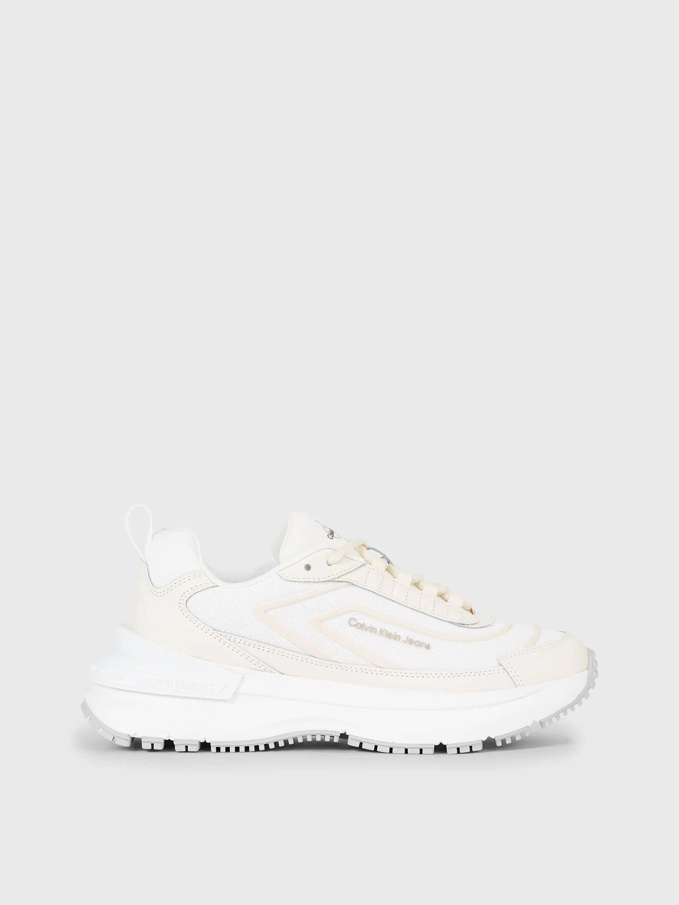 Кроссовки Calvin Klein Chunky Runner Low Lace Wn модель YW0YW01132-01T Кроссовки Calvin Klein Chunky Runner Low Lace Wn модель YW0YW01132-01T Фото