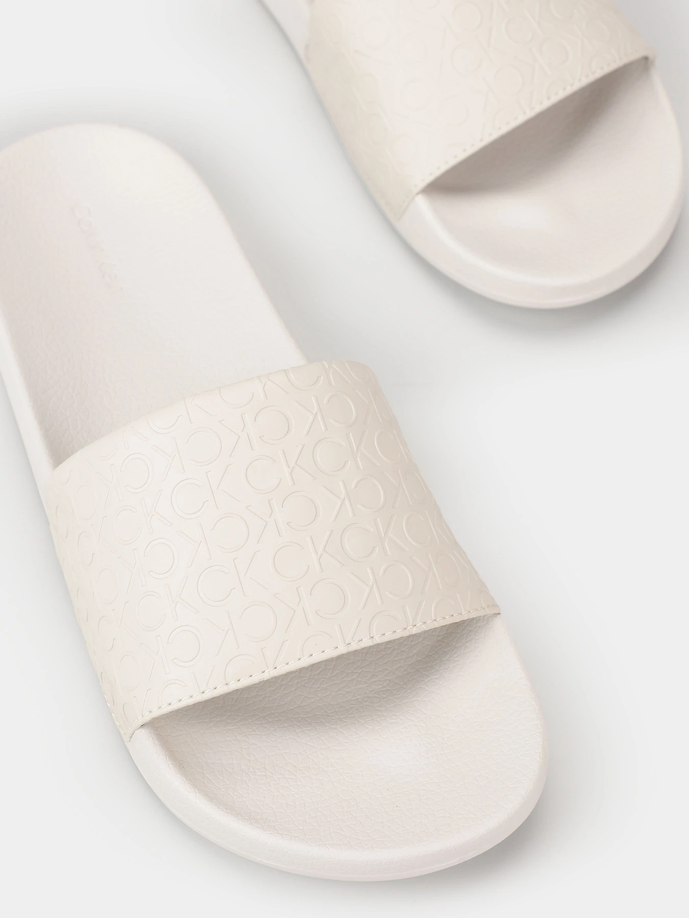 Шлёпанцы Calvin Klein Pool Slide - Mono модель HW0HW01624-ACG Фото