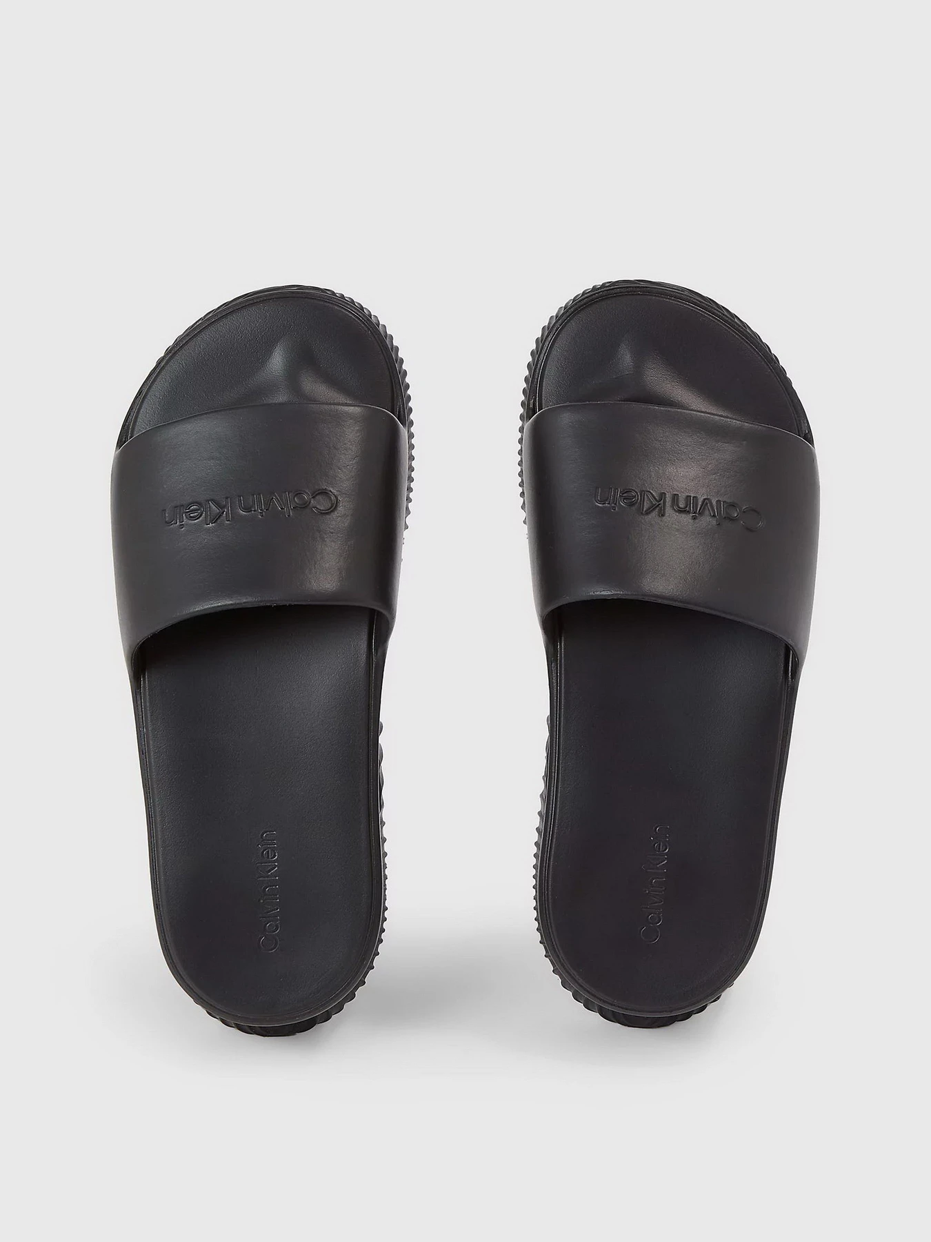 Шлёпанцы Calvin Klein Texture Hybrid Slide модель HW0HW01850-BEH Фото