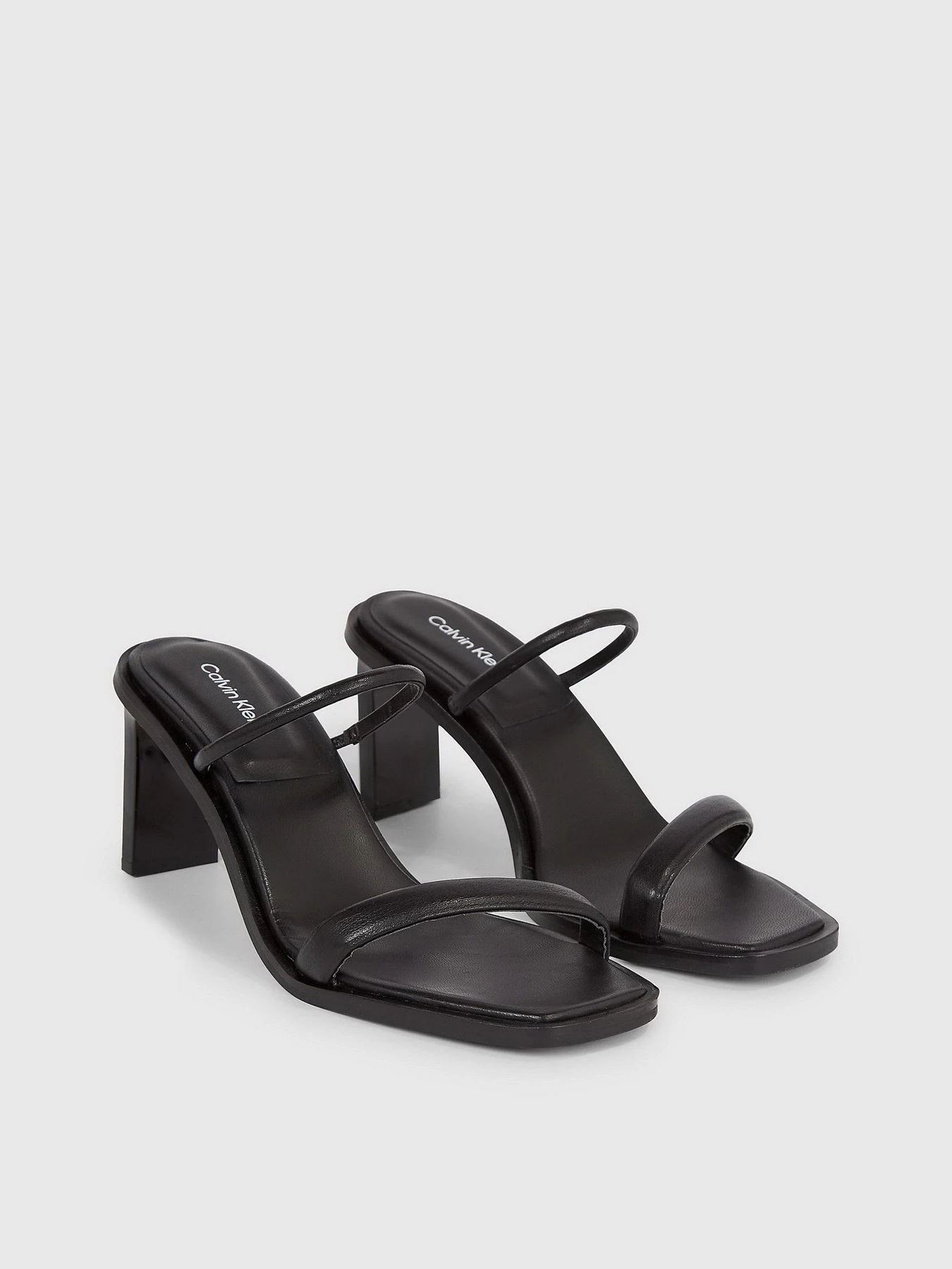 Шлёпанцы Calvin Klein Padded Curved Stil Slide 70 модель HW0HW01992-BEH Шлёпанцы Calvin Klein Padded Curved Stil Slide 70 модель HW0HW01992-BEH Фото