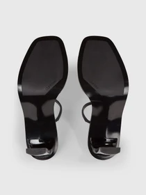 Шлёпанцы Calvin Klein Padded Curved Stil Slide 70 модель HW0HW01992-BEH Фото