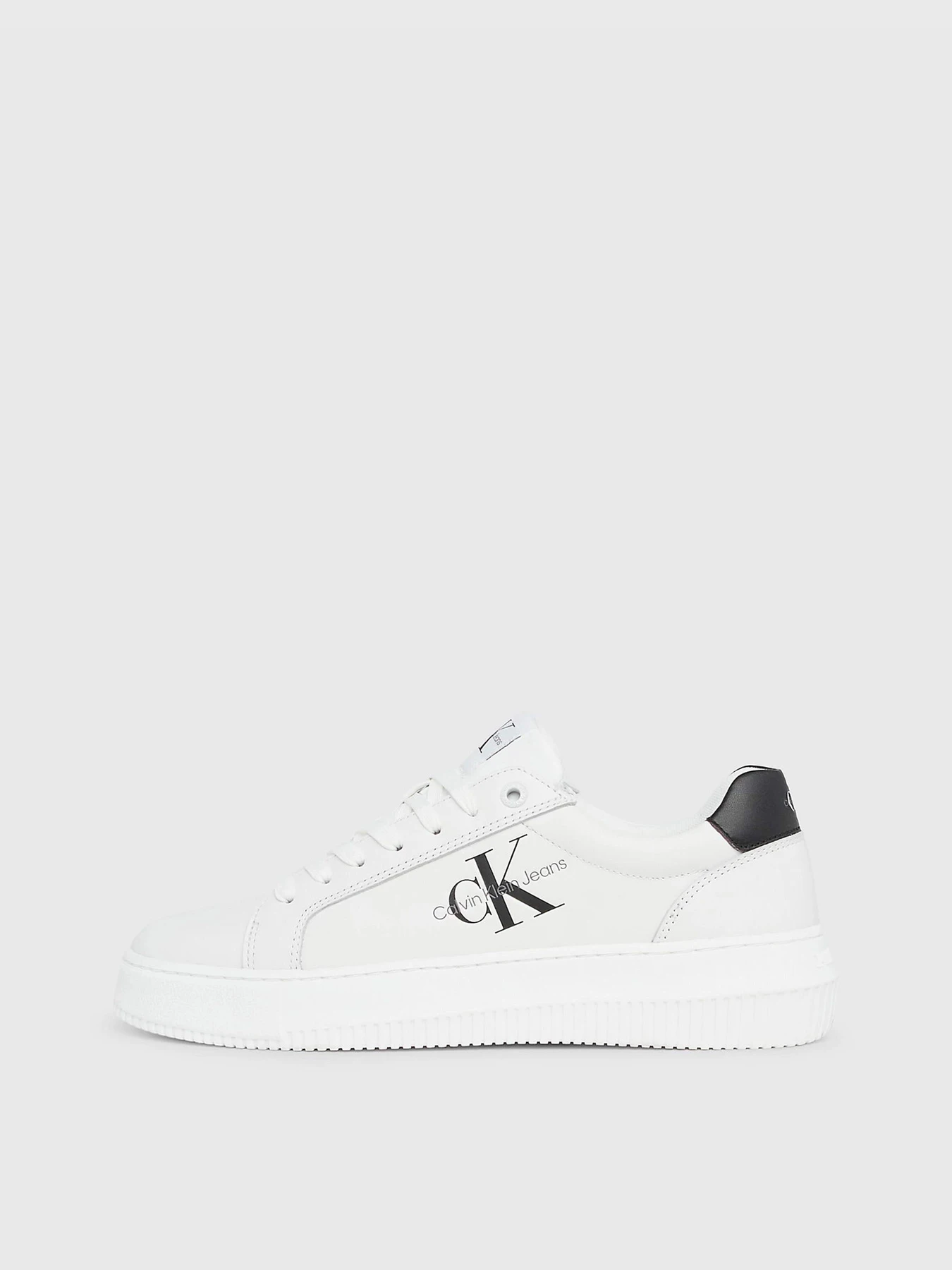 Кросівки Calvin Klein Chunky Cupsole Monologo W модель YW0YW00823-0LB Фото