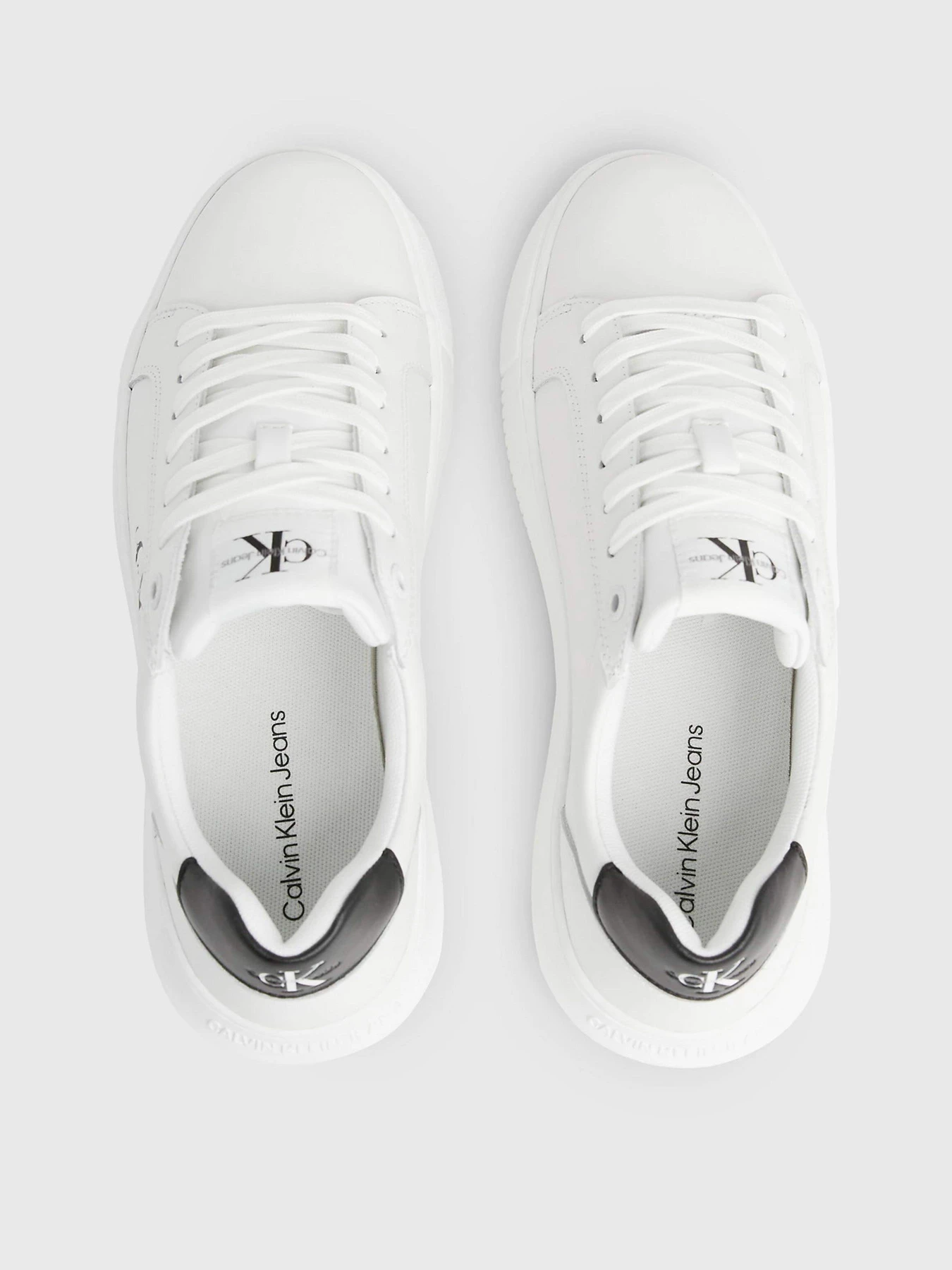 Кросівки Calvin Klein Chunky Cupsole Monologo W модель YW0YW00823-0LB Фото