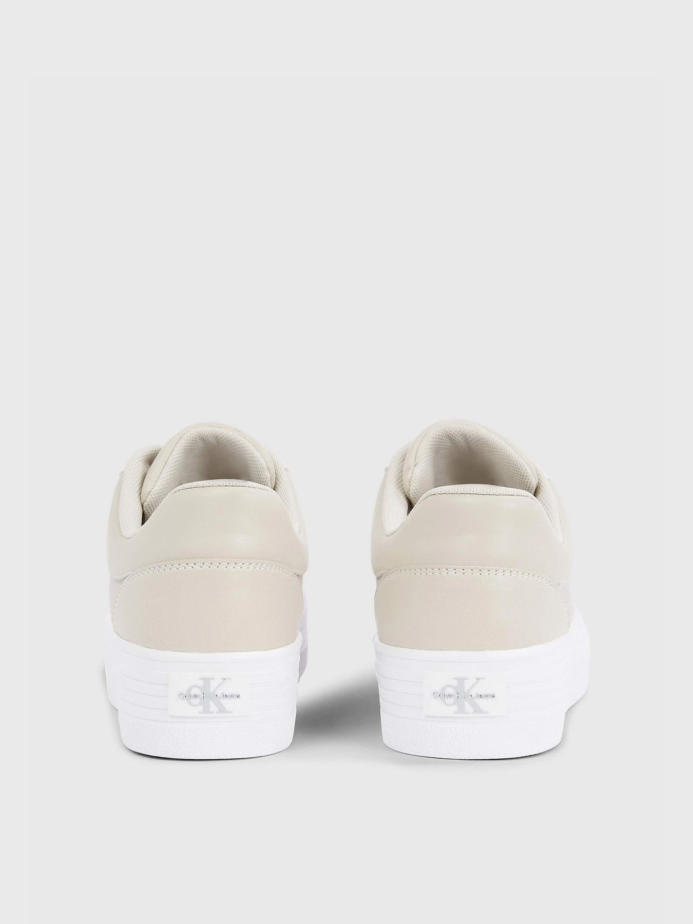 Кросівки Calvin Klein Bold Vulc Flatf Low LTH модель YW0YW01293-0GH Кросівки Calvin Klein Bold Vulc Flatf Low LTH модель YW0YW01293-0GH Фото
