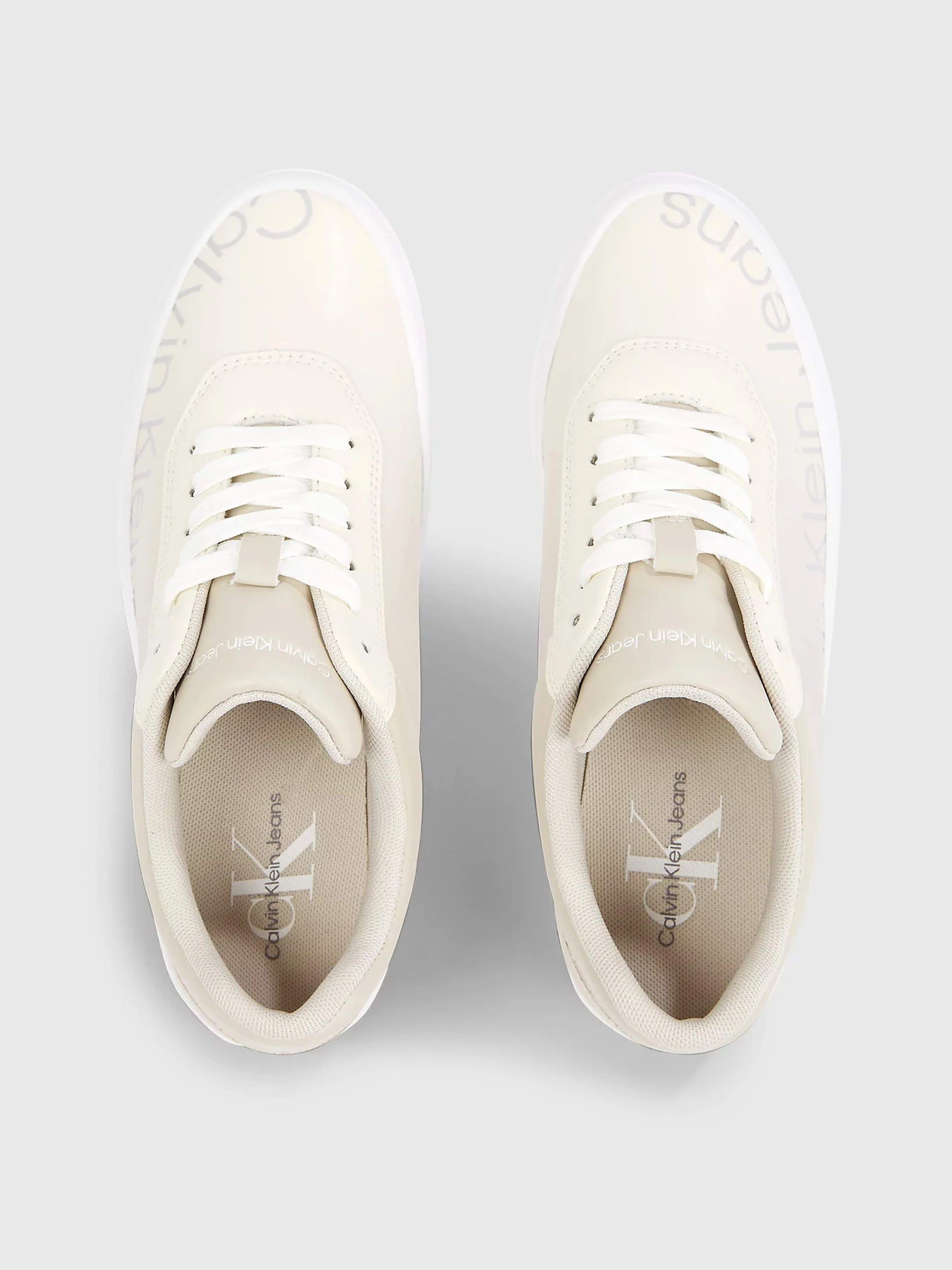 Кросівки Calvin Klein Bold Vulc Flatf Low LTH модель YW0YW01293-0GH Кросівки Calvin Klein Bold Vulc Flatf Low LTH модель YW0YW01293-0GH Фото
