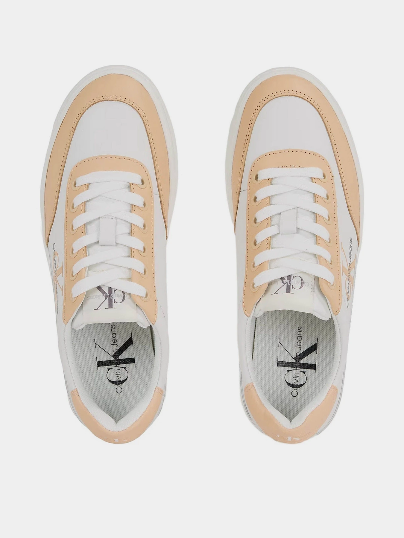 Кросівки Calvin Klein Classic Cupsole Low Lace Lth Ml модель YW0YW01296-02S Фото