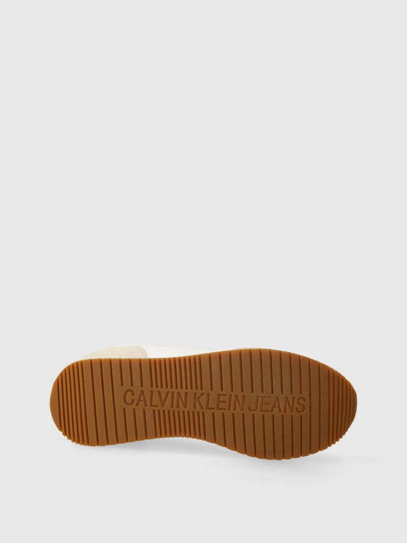 Кросівки Calvin Klein Retro Runner Low Lace Ny Ml модель YW0YW01326-02Y Кросівки Calvin Klein Retro Runner Low Lace Ny Ml модель YW0YW01326-02Y Фото