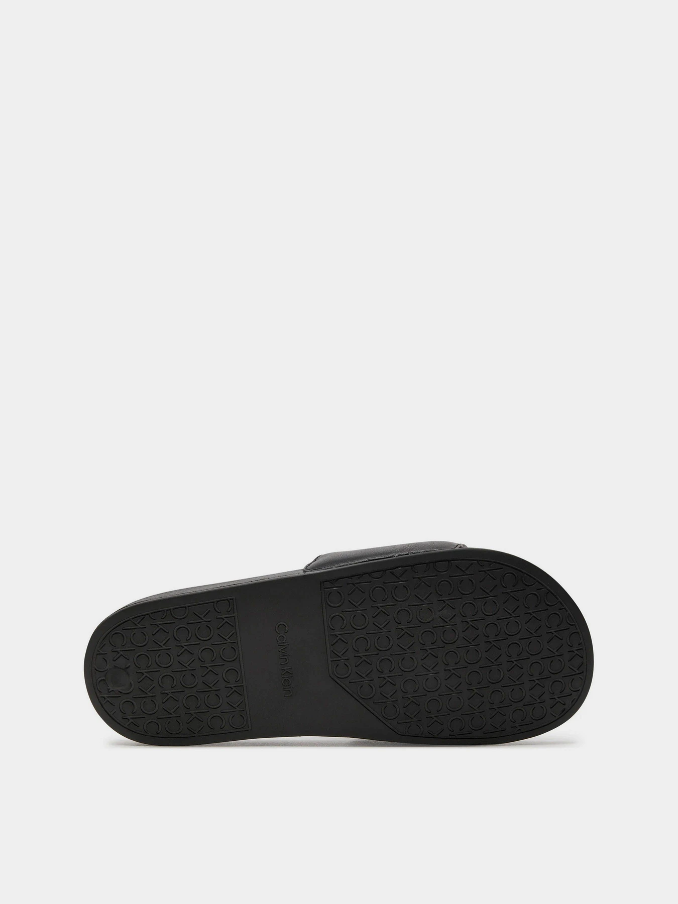 Шльопанці Calvin Klein Pool Slide W/Hw модель HW0HW01509-0GS Шльопанці Calvin Klein Pool Slide W/Hw модель HW0HW01509-0GS Фото