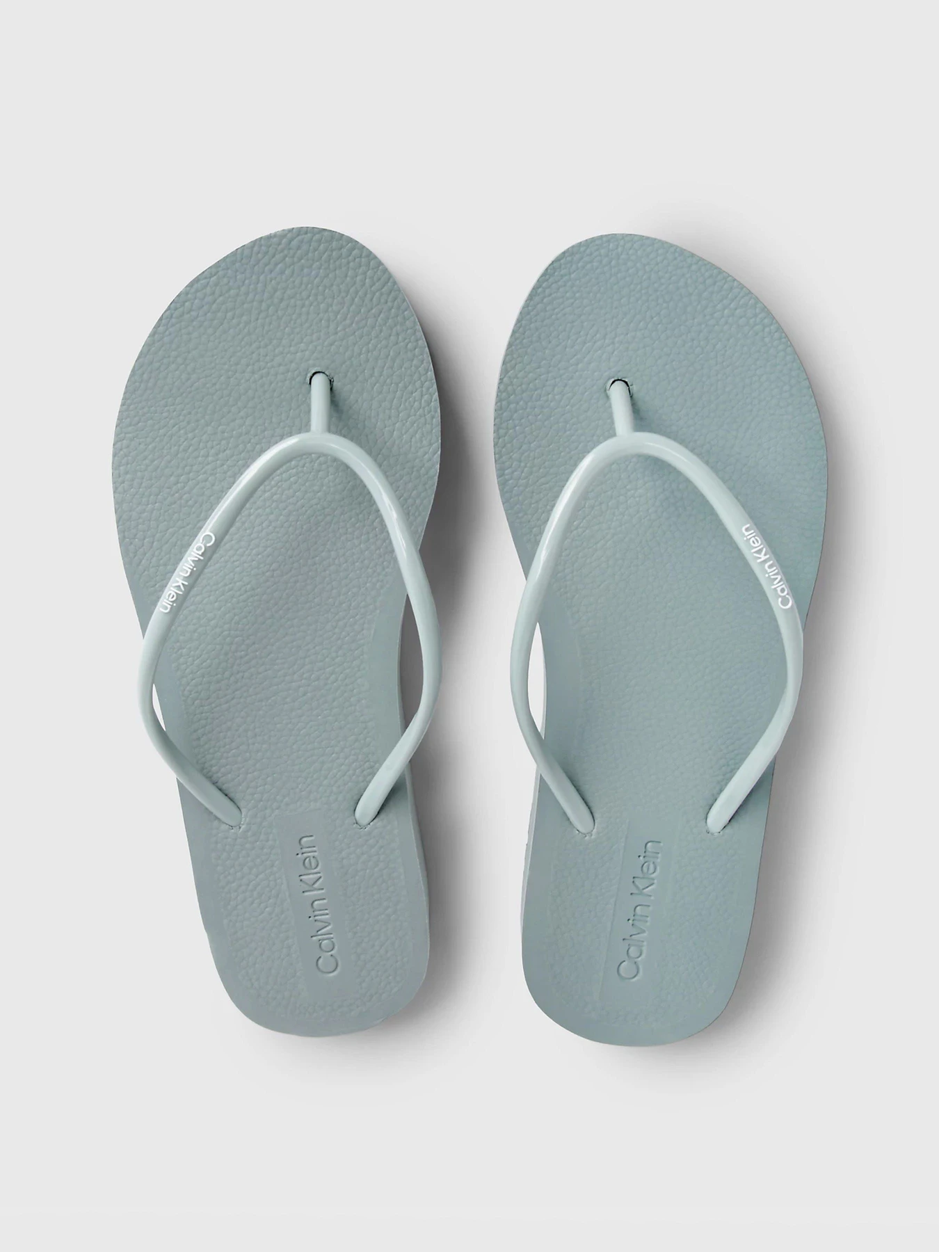 Шлёпанцы Calvin Klein Flatform Ff Deboss Logo модель HW0HW01977-MSW Фото