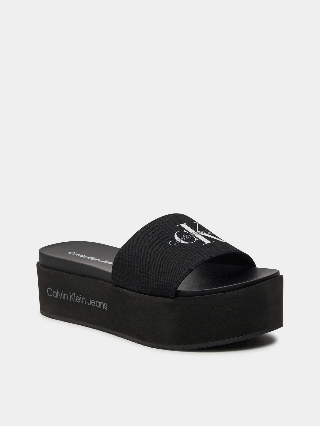 Шлёпанцы Calvin Klein Flatform Sandal Met модель YW0YW01036-BDS Шлёпанцы Calvin Klein Flatform Sandal Met модель YW0YW01036-BDS Фото