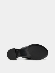 Шльопанці Calvin Klein Heel Mule 60 Lth модель HW0HW01941-BEH Фото