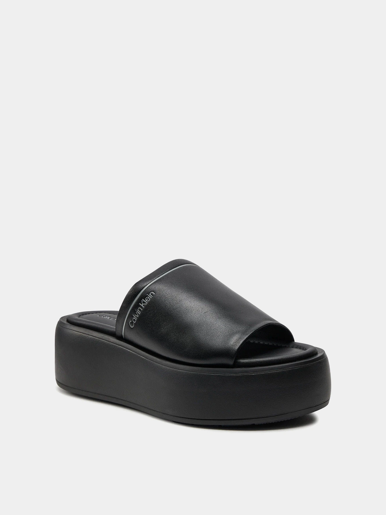 Шлёпанцы Calvin Klein Flatform Slide Lth модель HW0HW01943-BEH Фото
