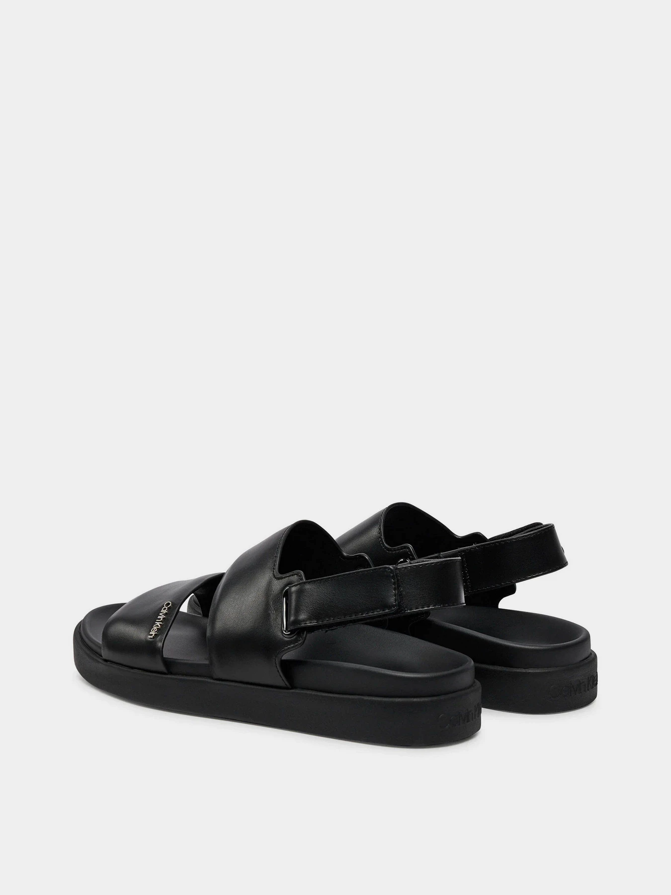 Сандалии Calvin Klein Flat Sandal Calvin Mtl Lth модель HW0HW01984-BEH Фото
