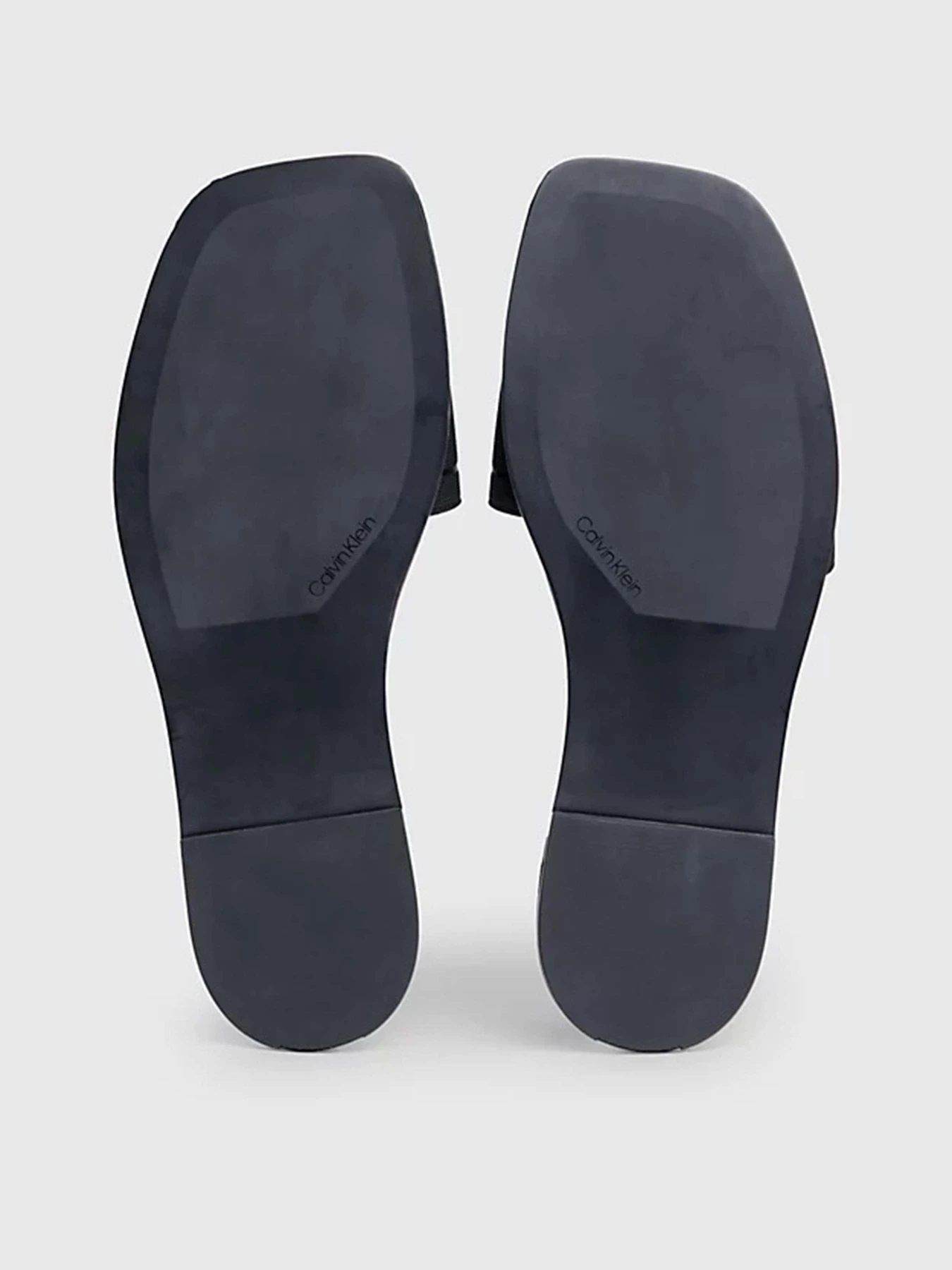 Шлёпанцы Calvin Klein Flat Slide He модель HW0HW01989-BEH Фото