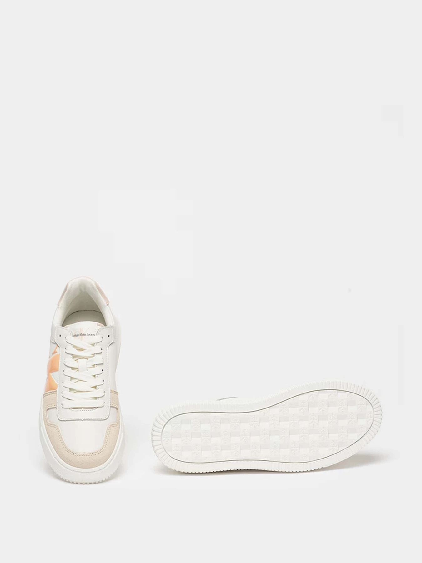 Кроссовки Calvin Klein Chunky Cupsole Low Mix Nbs Dc модель YW0YW01415-02S Фото