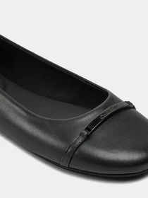 Туфли и лоферы Calvin Klein Ballerina модель HW0HW02145-BEH Фото