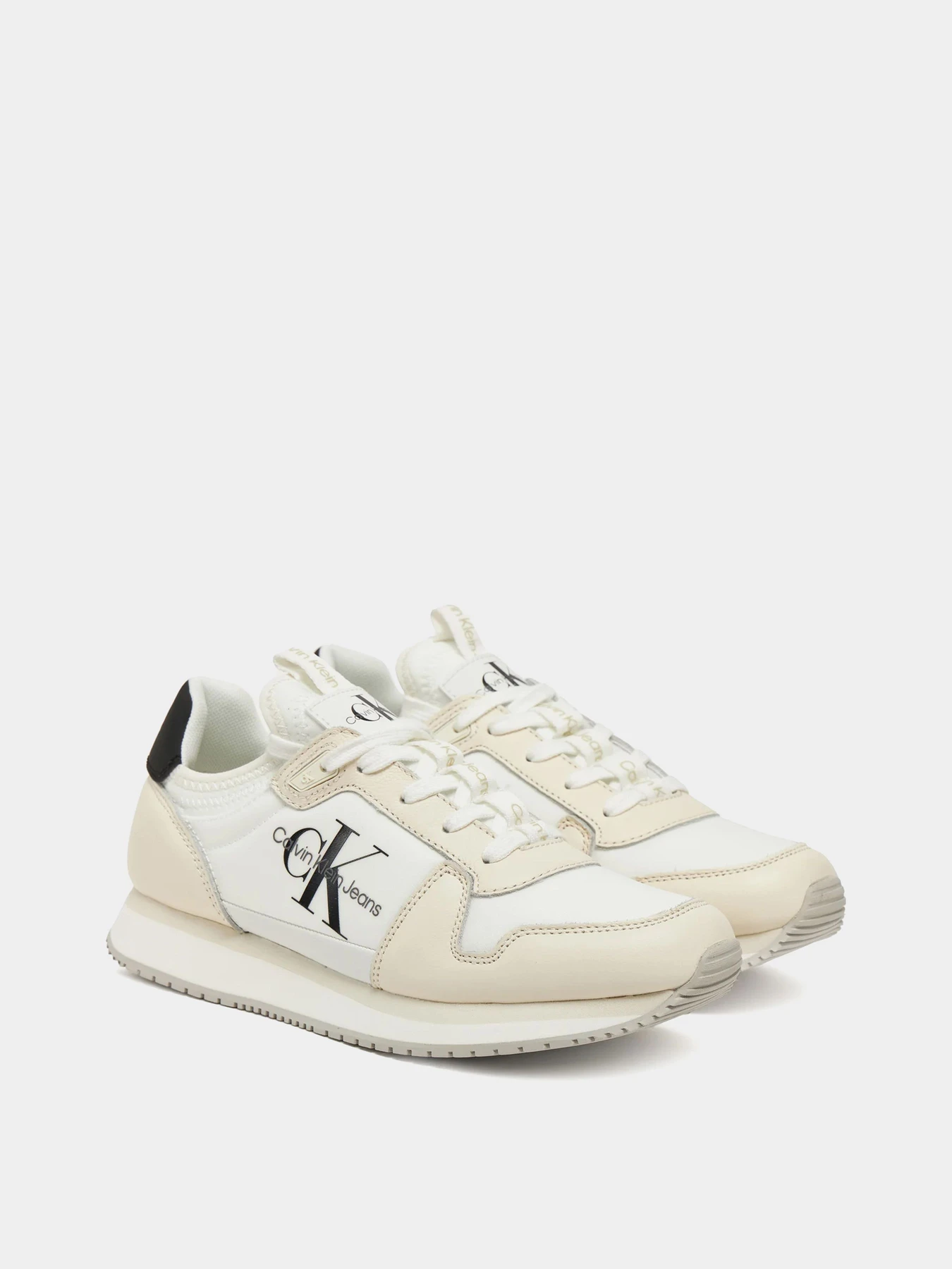 Кроссовки Calvin Klein модель YW0YW01616-01W Фото