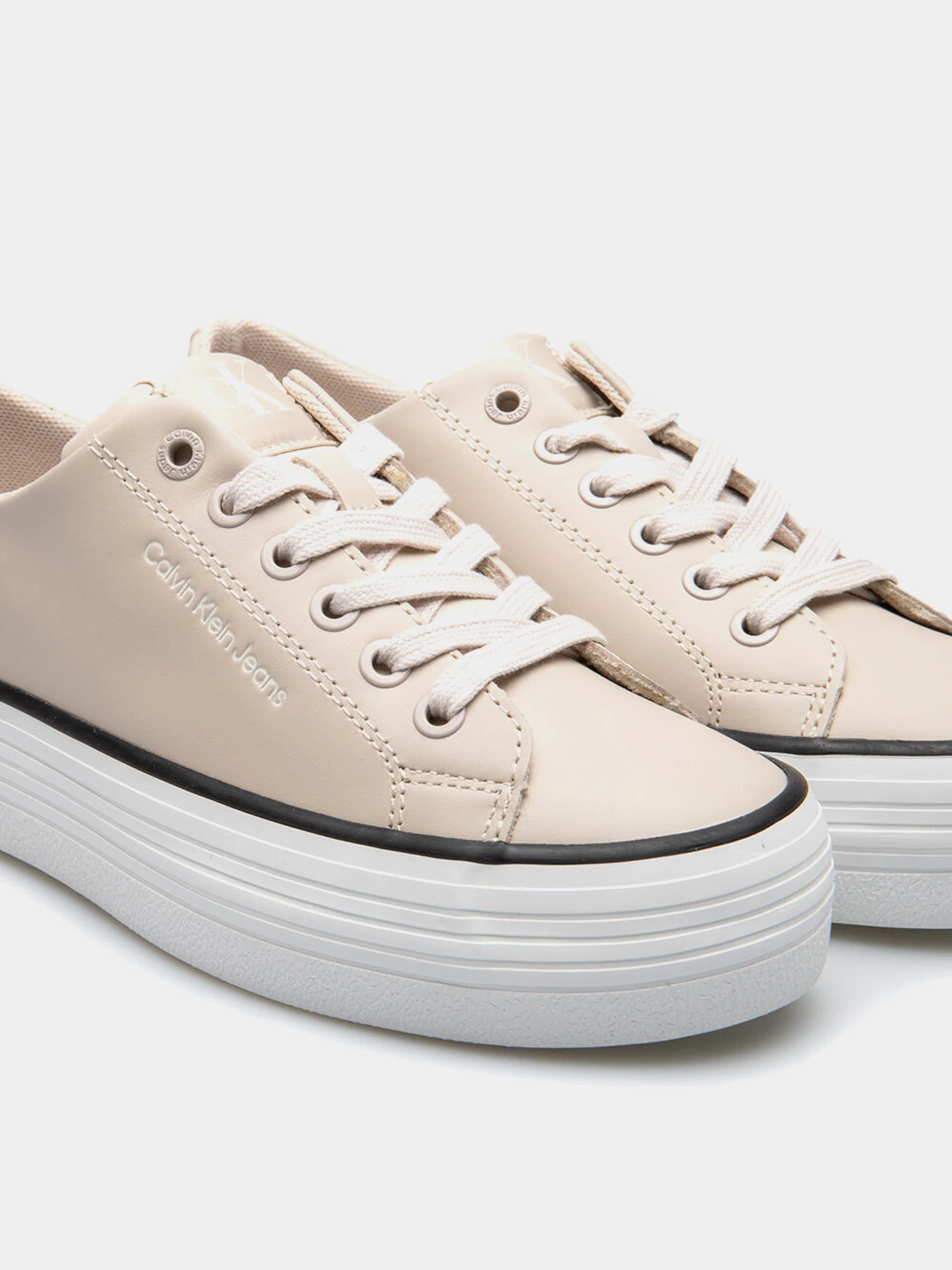Кеди Calvin Klein модель YW0YW01633-0GD Кеди Calvin Klein модель YW0YW01633-0GD Фото