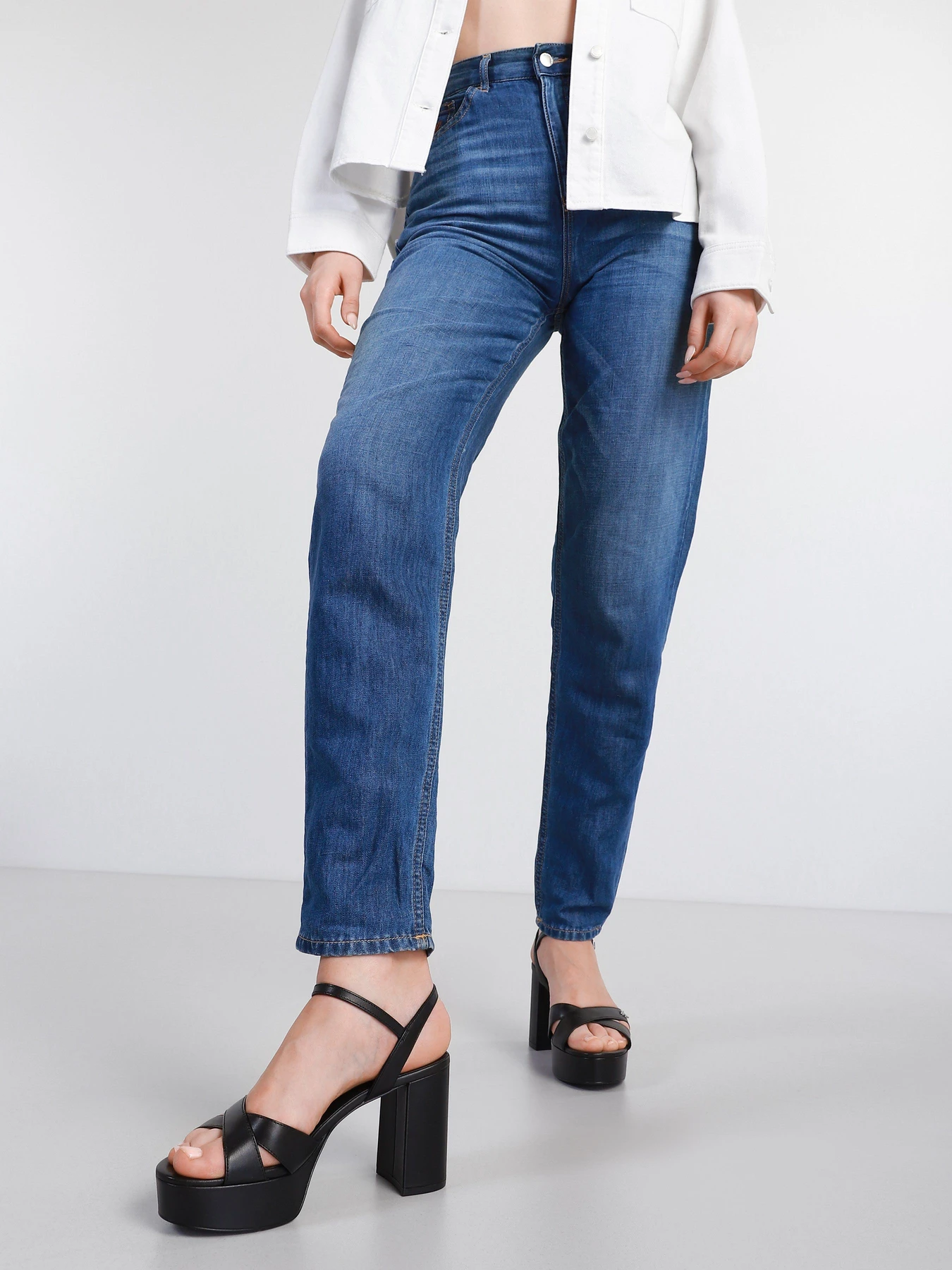 Босоножки Calvin Klein модель YW0YW00139-BDS Босоножки Calvin Klein модель YW0YW00139-BDS Фото