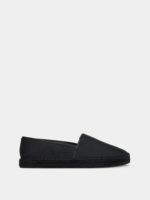 Сліпони та мокасини Calvin Klein модель HW0HW02467-BEH Фото