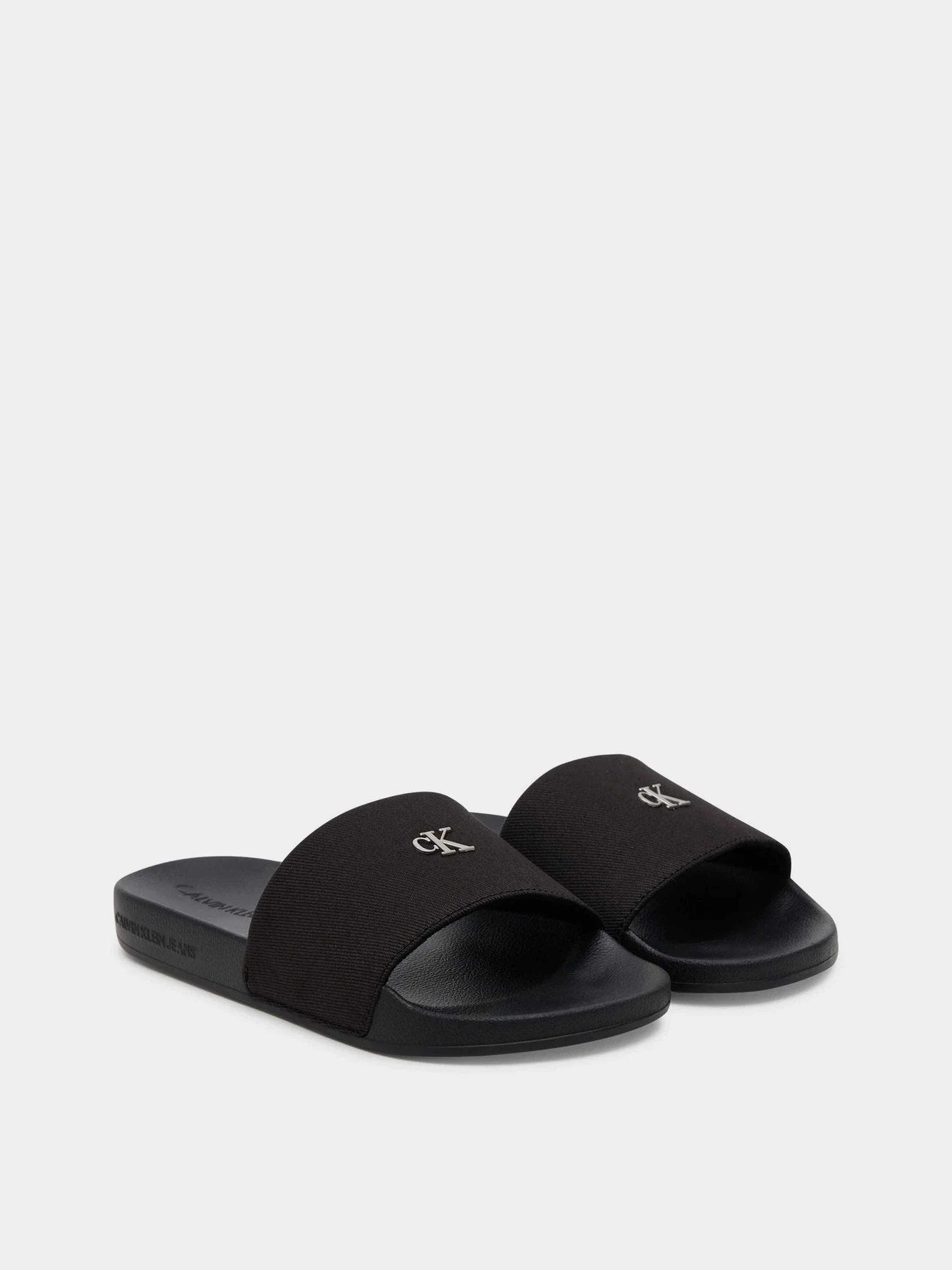 Шлёпанцы Calvin Klein модель YW0YW01713-0GJ Шлёпанцы Calvin Klein модель YW0YW01713-0GJ Фото
