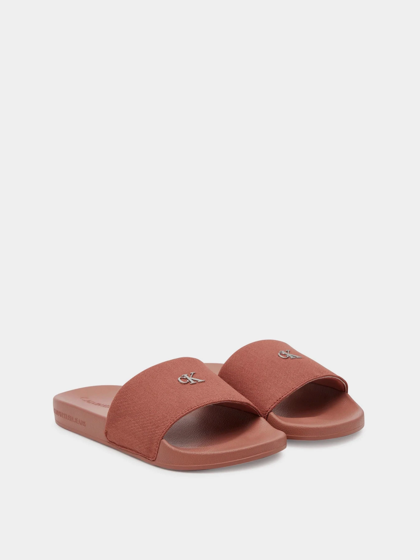 Шльопанці Calvin Klein модель YW0YW01713-GAM Шльопанці Calvin Klein модель YW0YW01713-GAM Фото