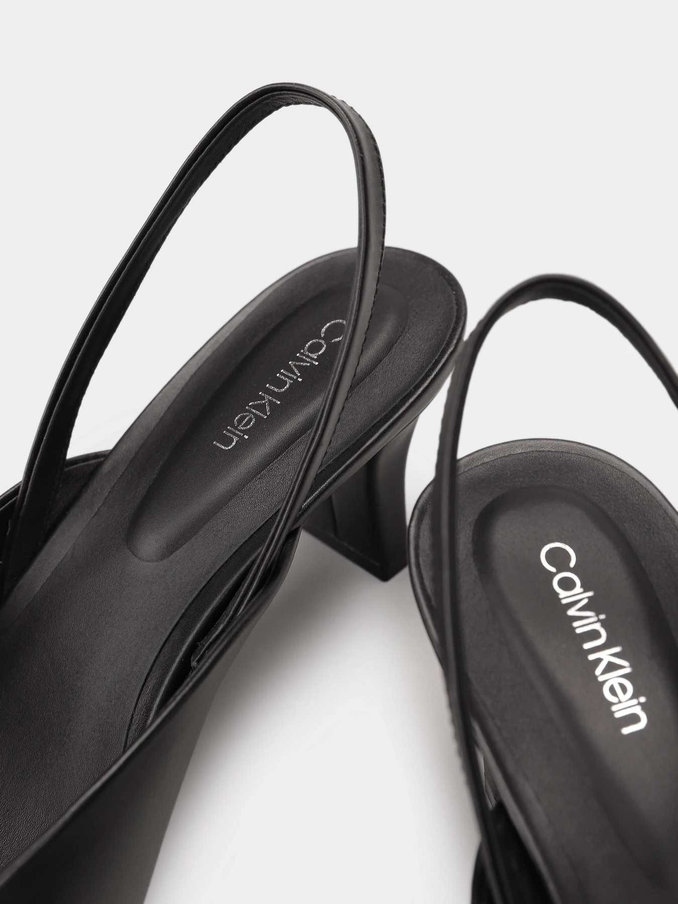 Туфли и лоферы Calvin Klein модель HW0HW02551-BEH Фото