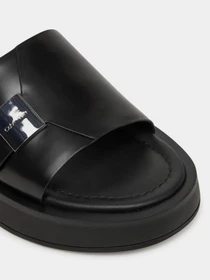 Шльопанці Calvin Klein модель HW0HW02368-BEH Фото