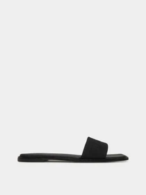 Шльопанці Calvin Klein модель HW0HW02378-BEH Фото