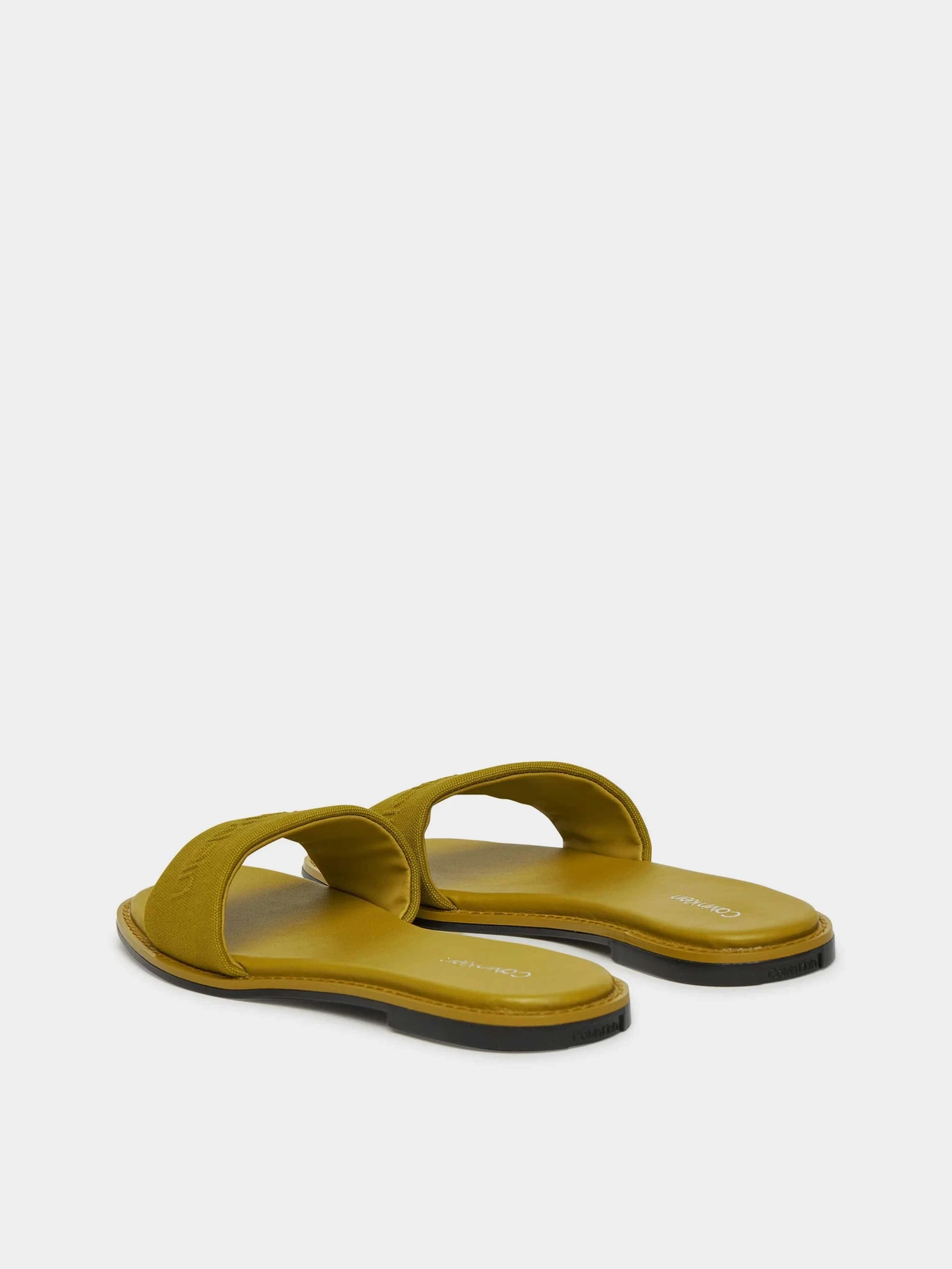 Шльопанці Calvin Klein модель HW0HW02378-M1E Шльопанці Calvin Klein модель HW0HW02378-M1E Фото