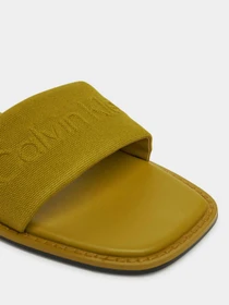 Шльопанці Calvin Klein модель HW0HW02378-M1E Фото