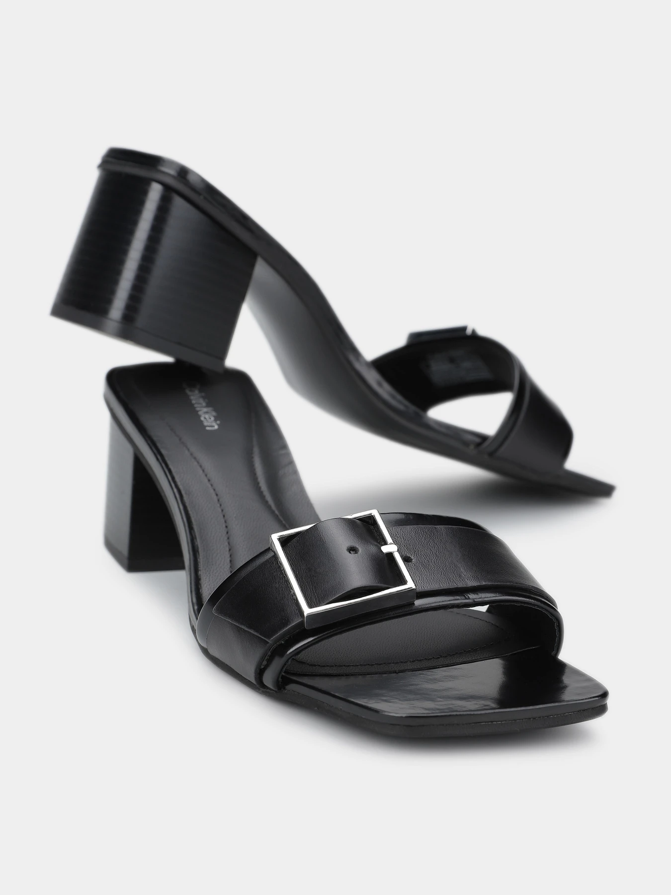 Шльопанці Calvin Klein модель HW0HW02478-BEH Шльопанці Calvin Klein модель HW0HW02478-BEH Фото