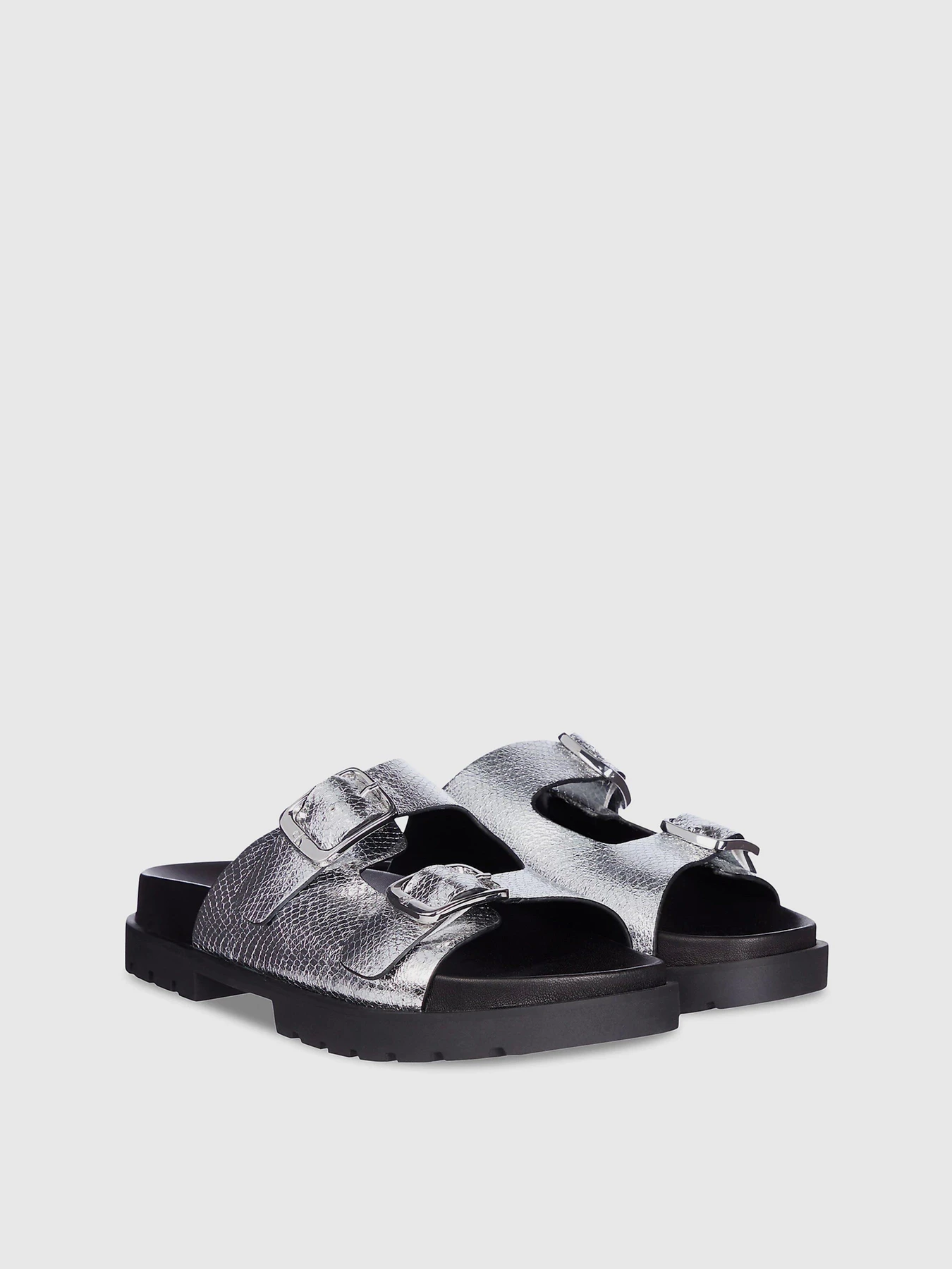 Шлёпанцы Calvin Klein модель YW0YW00148-0GU Шлёпанцы Calvin Klein модель YW0YW00148-0GU Фото