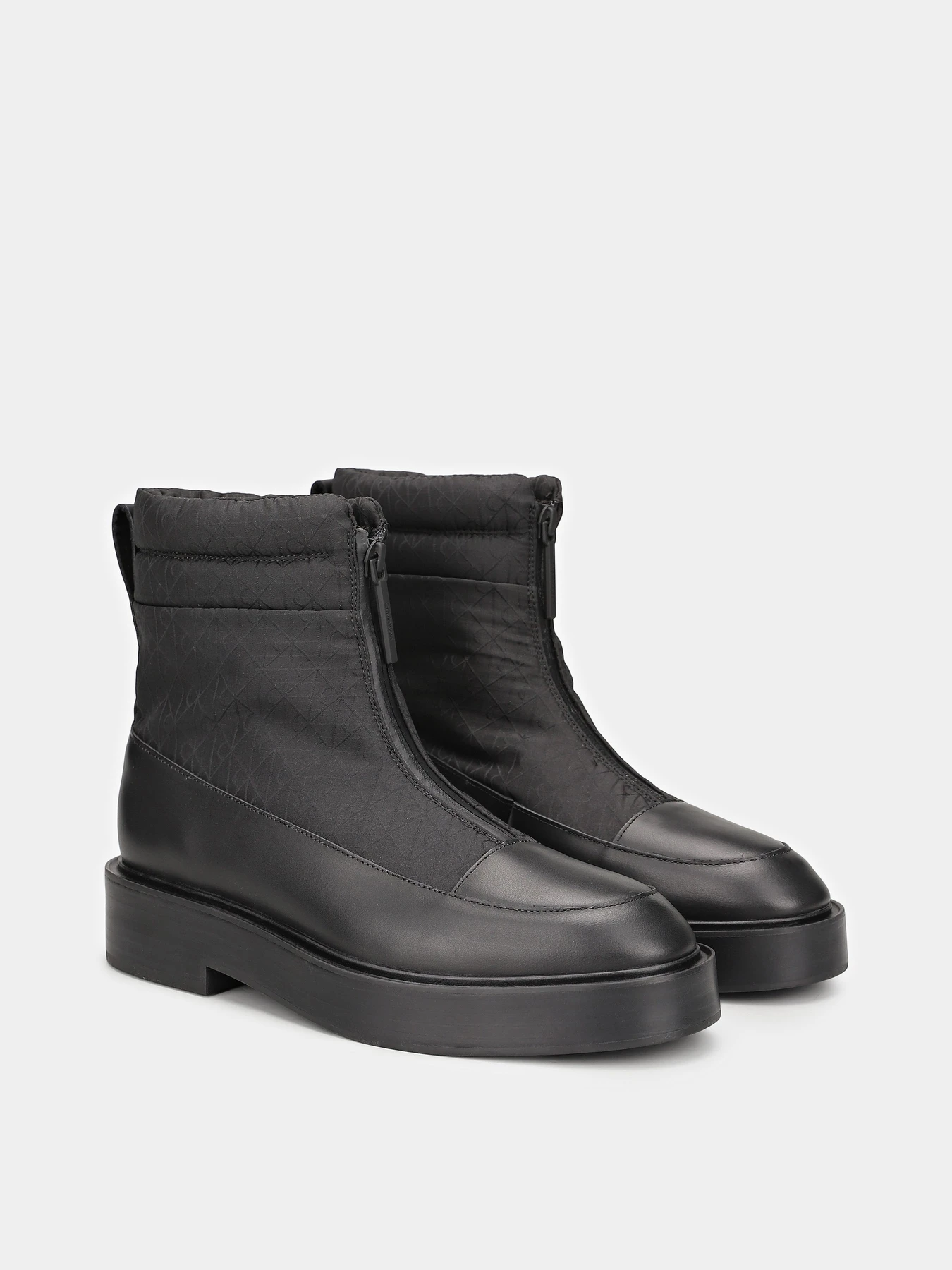 Черевики та чоботи Calvin Klein модель YW0YW02073-BEH Черевики та чоботи Calvin Klein модель YW0YW02073-BEH Фото